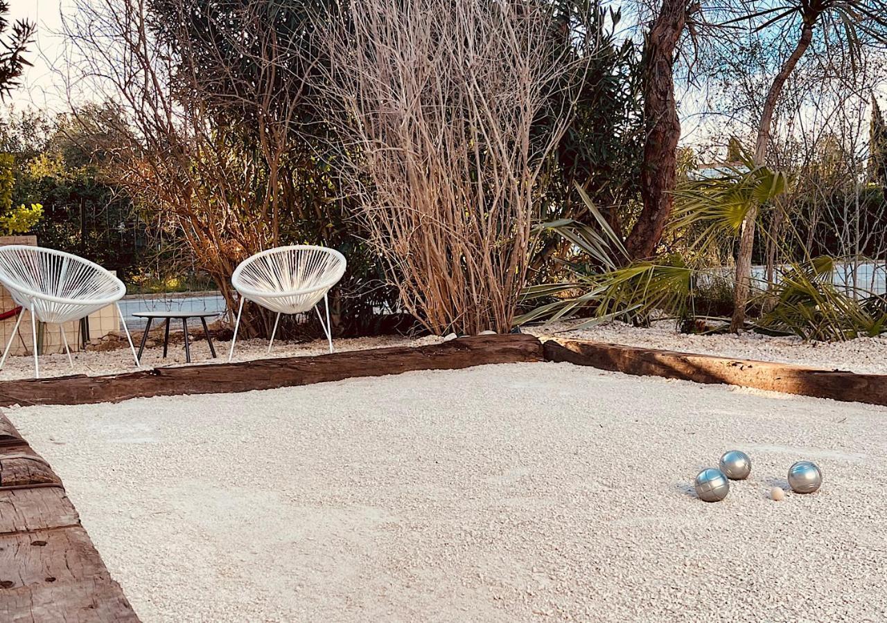 סן-מארי-דה-לה-מאר La Villa Vaihere En Camargue, L'Hibiscus Et Le Magnolia מראה חיצוני תמונה